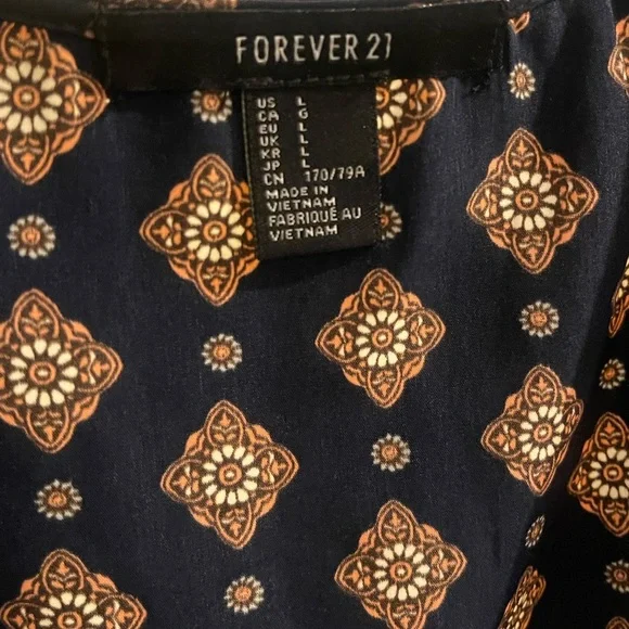 Forever 21 Romper - Picture 2 of 8